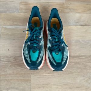 Hoka Women’s Mafate Speed 4 size 7.5